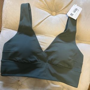 NWT lululemon align V-neck bra C/D